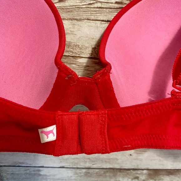 Victoria’s Secret Pink where anywhere red push up bra 32C - Picture 3 of 9